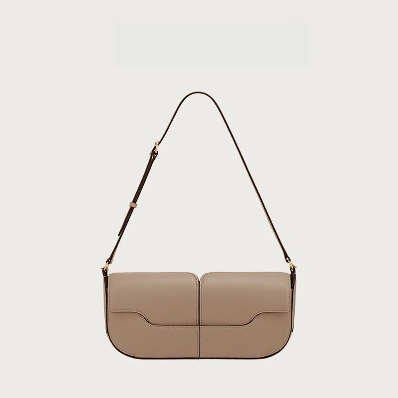 Sac Céleste – Élégance asymétrique en cuir de vache